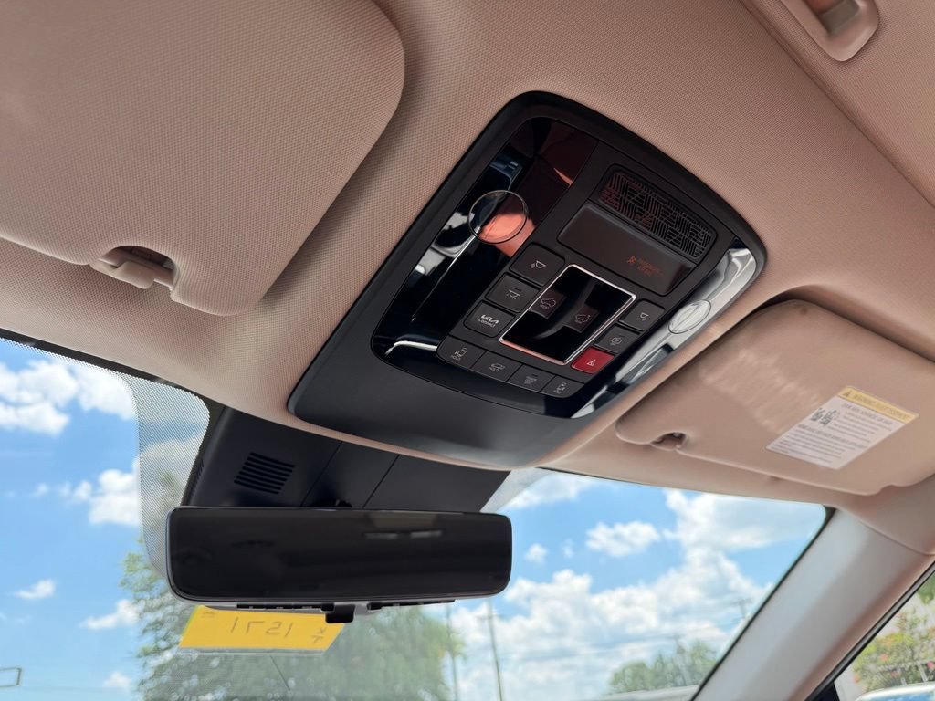 New 2026 Kia Carnival SX Prestige FWD image 24