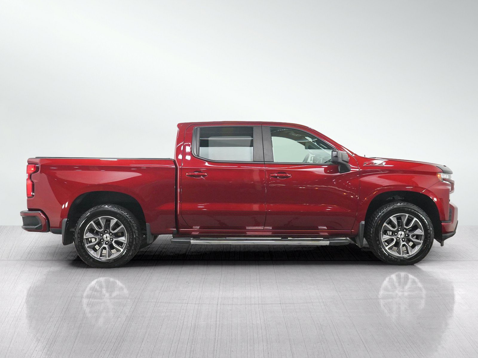 Used 2021 Chevrolet Silverado 1500 RST w/ Convenience Package II AWD/4WD image 6