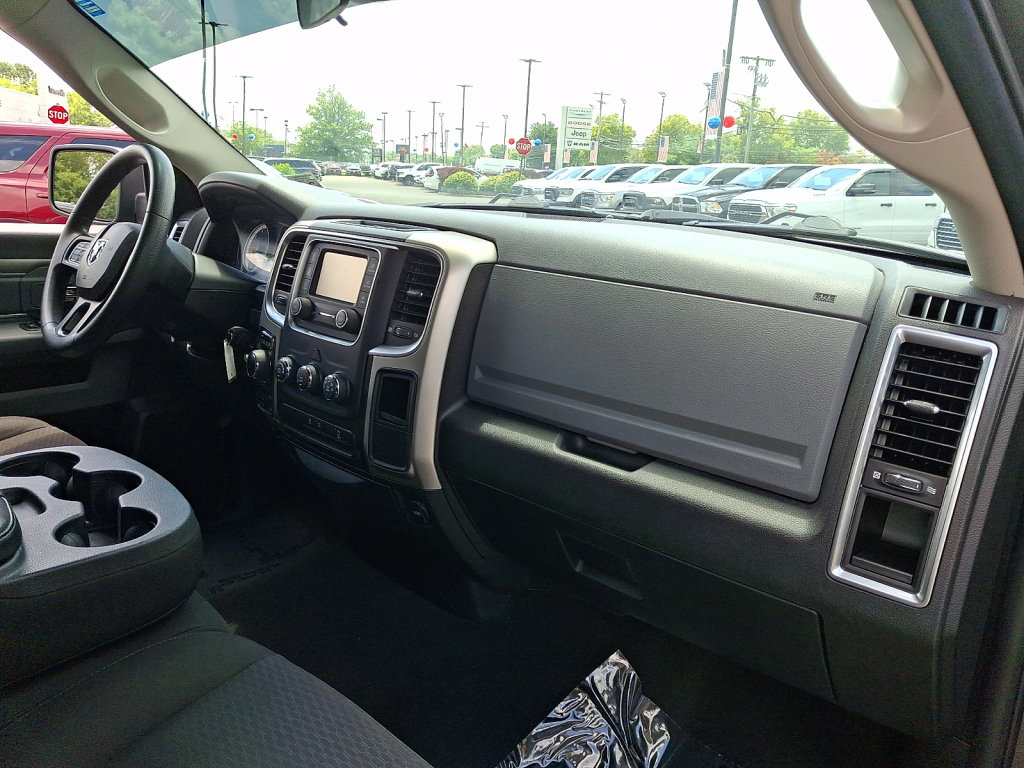 Used 2020 RAM 1500 Warlock AWD/4WD image 11