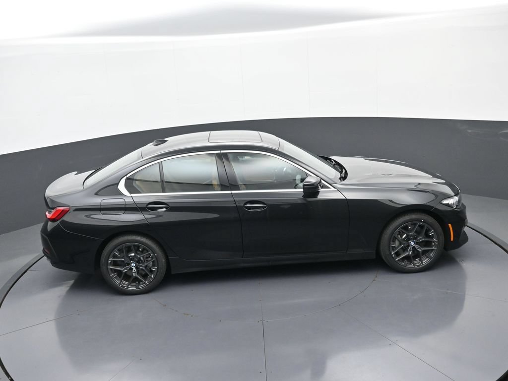 New 2026 BMW 330i xDrive Sedan w/ Convenience Package AWD/4WD image 36