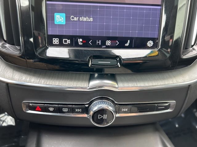 Certified 2025 Volvo XC60 B5 Plus image 25