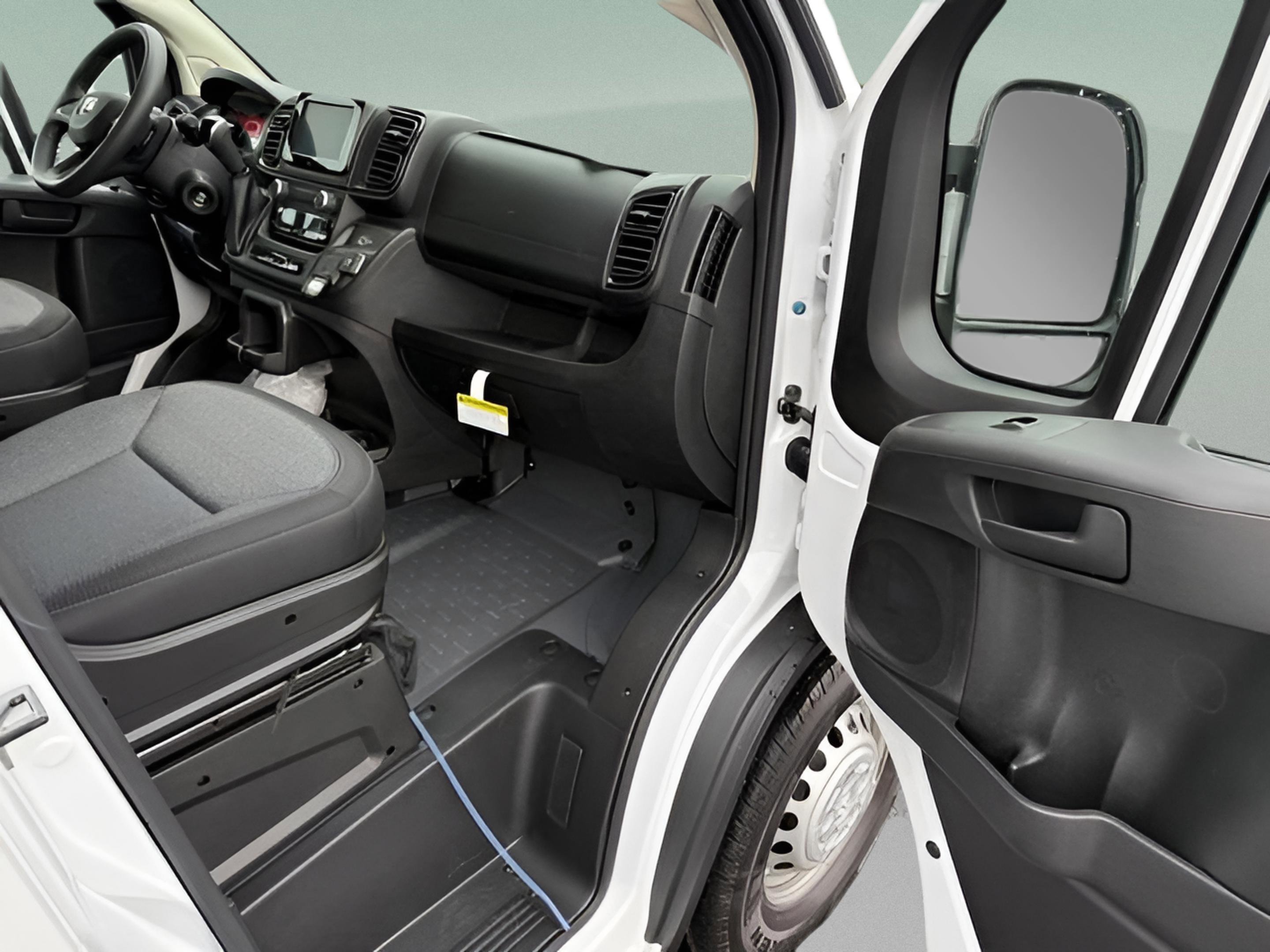 New 2025 RAM ProMaster 2500 w/ Convenience Group image 16