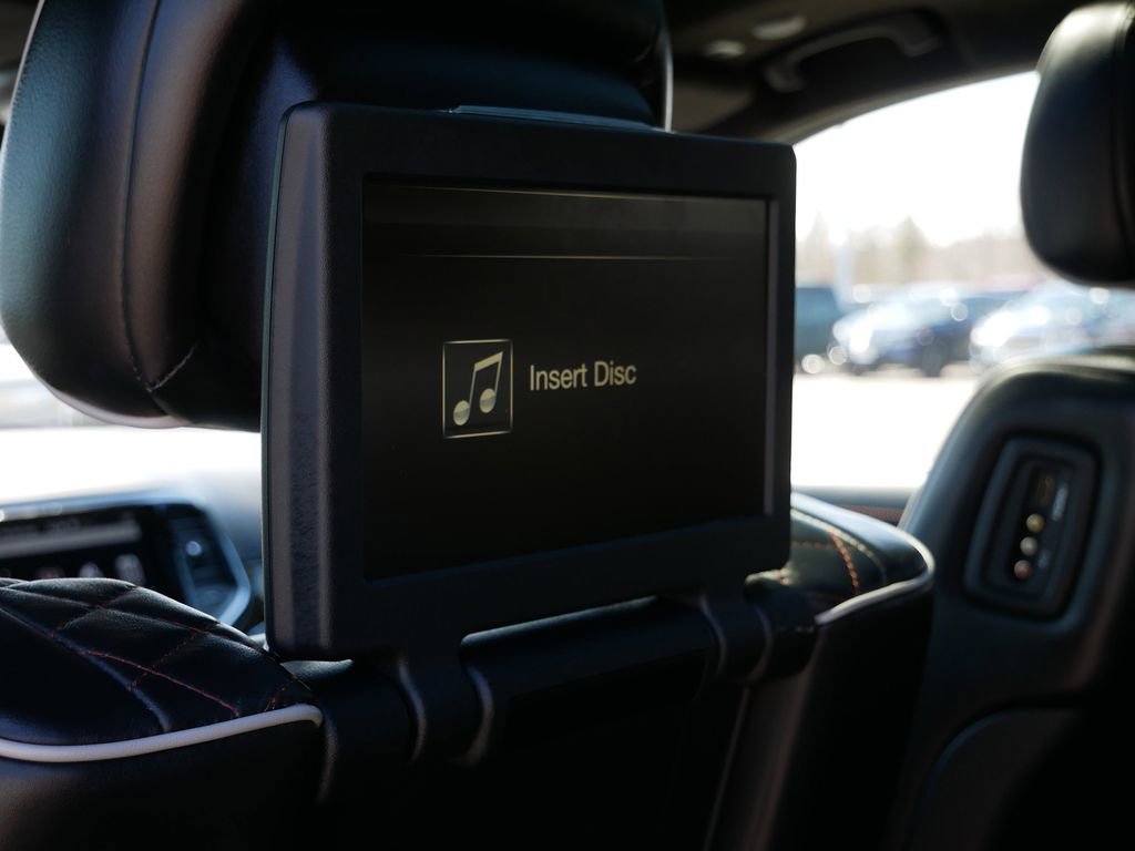 Used 2019 Jeep Grand Cherokee Summit AWD/4WD image 18