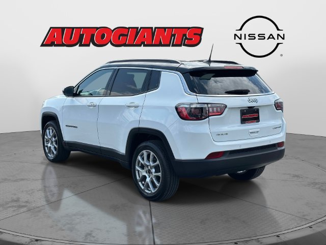 Used 2025 Jeep Compass Limited AWD/4WD image 6