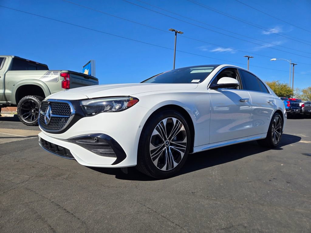 Used 2025 Mercedes-Benz E 350 Sedan image 2