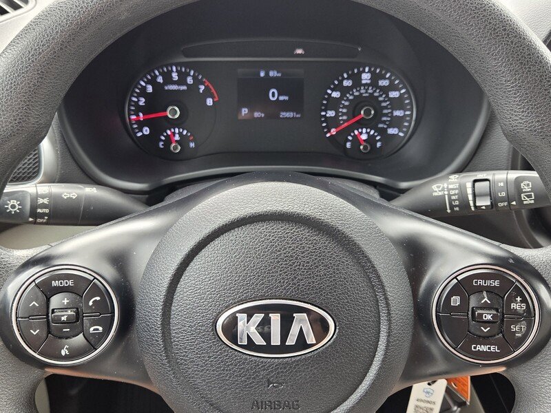 Used 2020 Kia Soul S FWD image 28