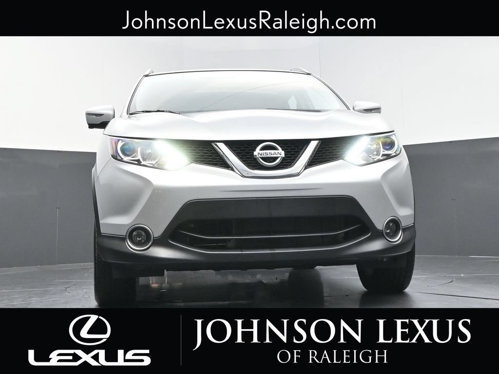 Used 2018 Nissan Rogue Sport SV w/ SV Technology Package FWD image 15