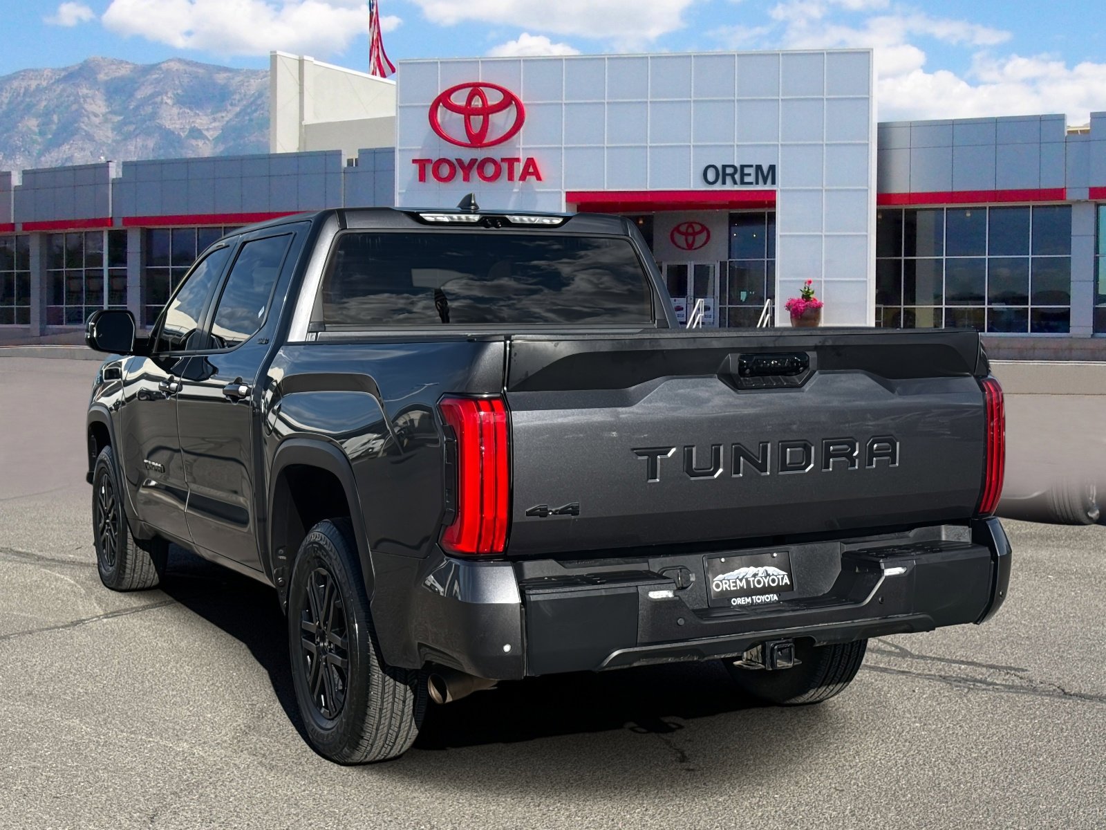 Used 2024 Toyota Tundra SR5 w/ Advanced Technology Package image 5