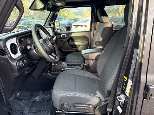 New 2026 Jeep Gladiator Sport AWD/4WD image 14