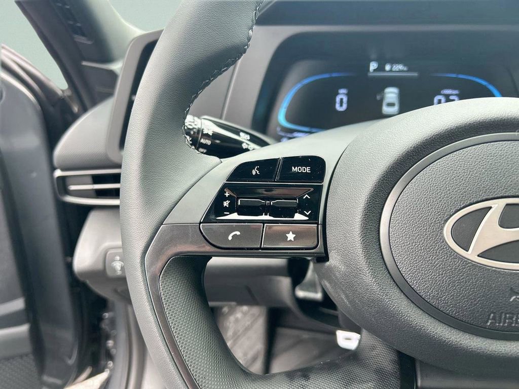 New 2026 Hyundai Elantra Sport FWD image 27