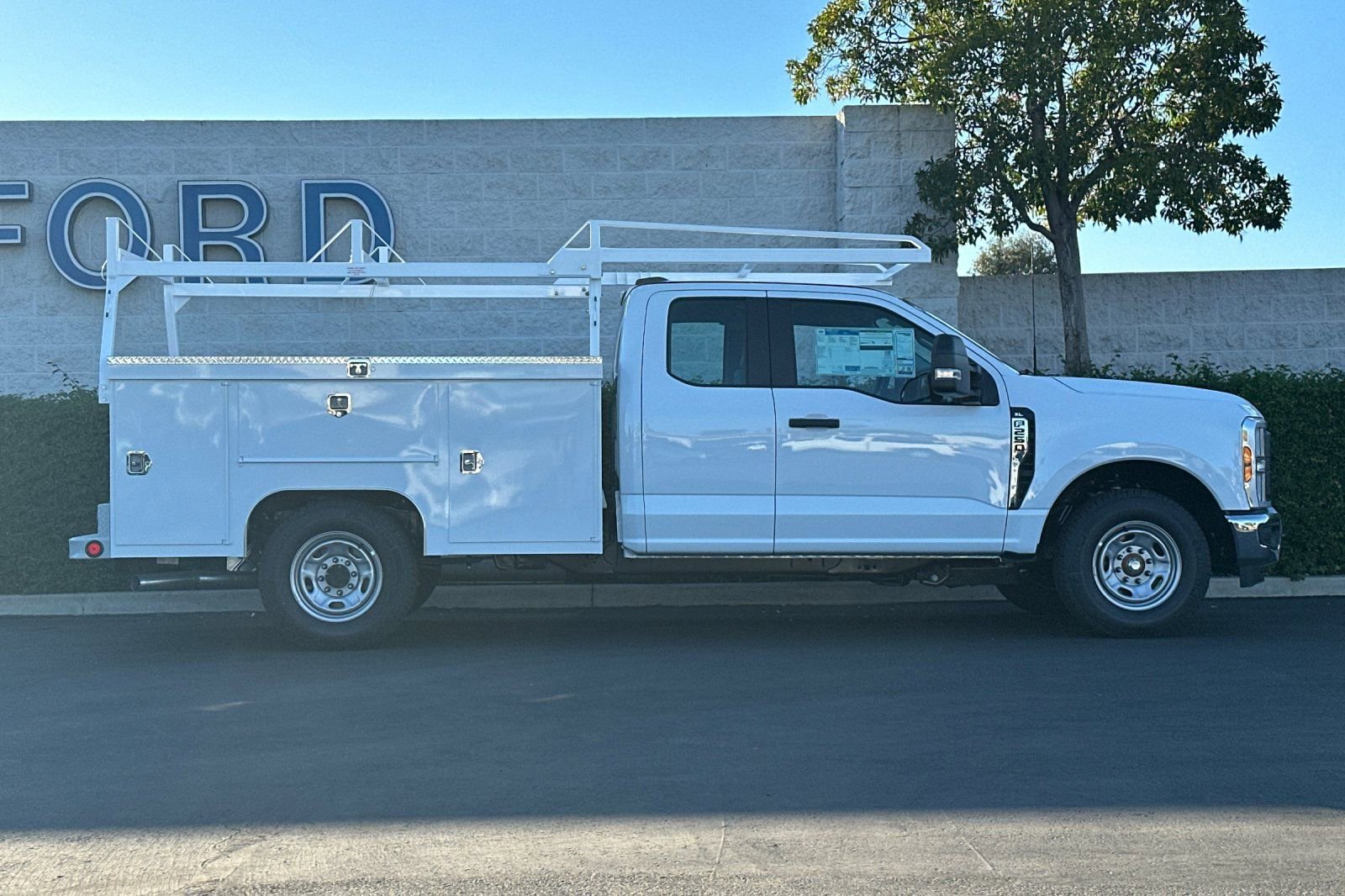 New 2026 Ford F250 XL w/ XL Chrome Package image 3