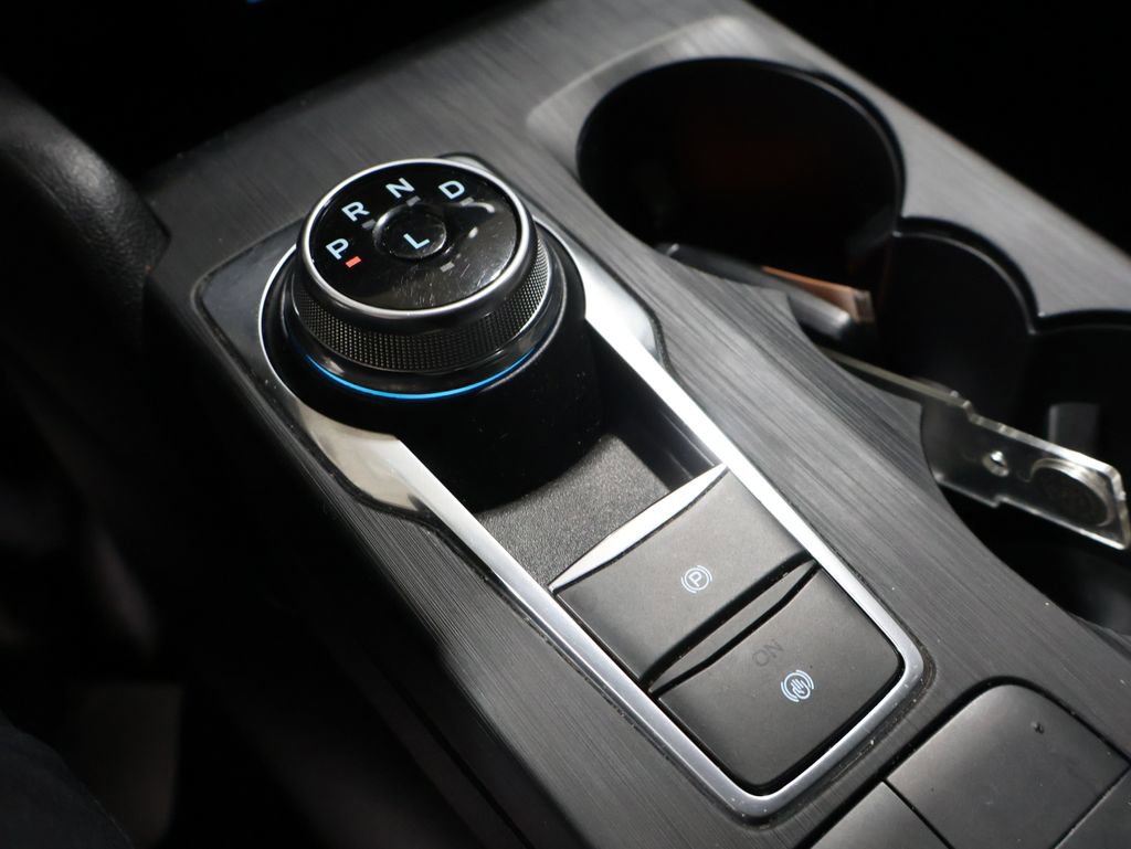 Used 2022 Ford Escape SE image 28