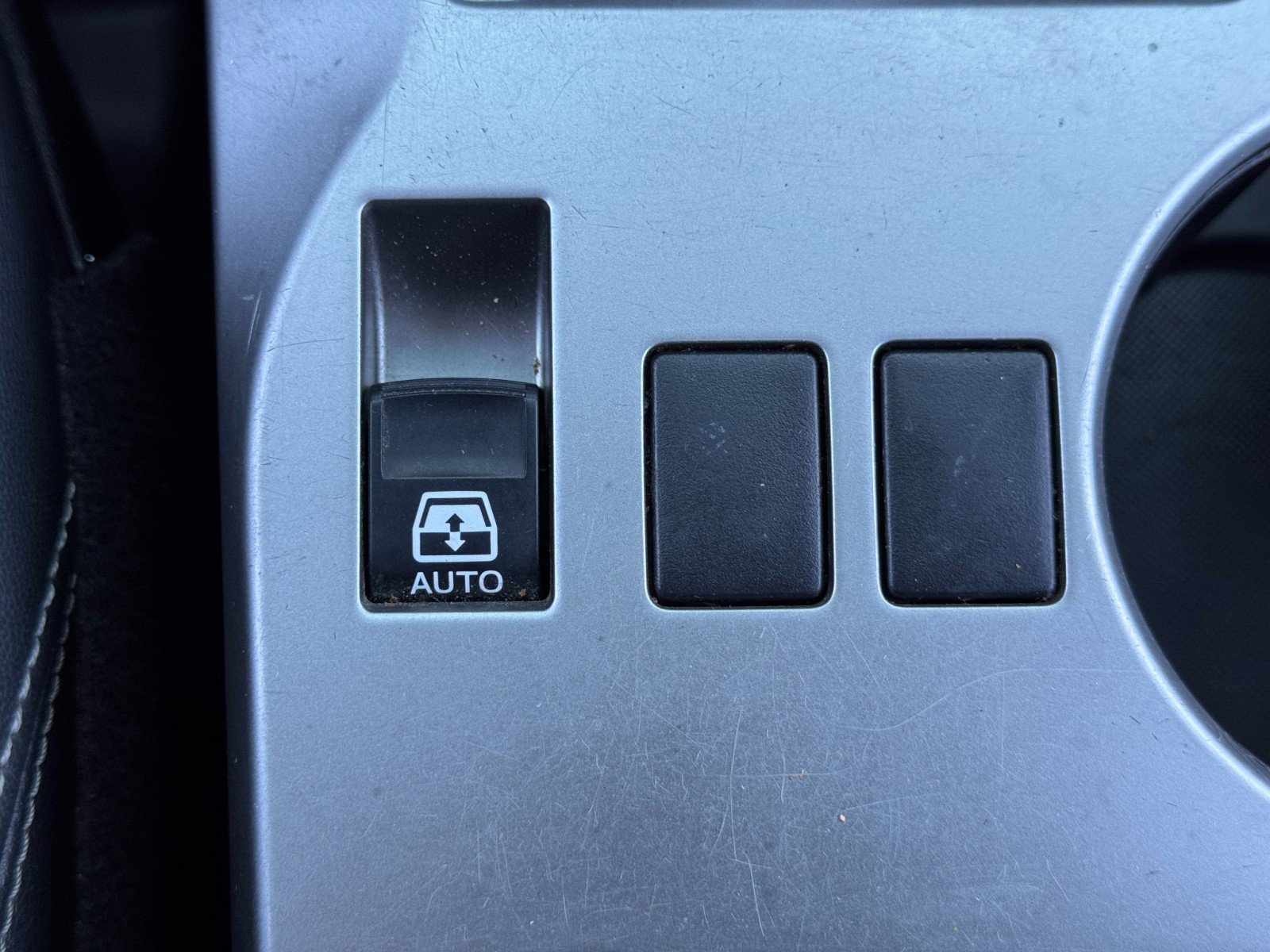 Used 2016 Toyota 4Runner Limited AWD/4WD image 31