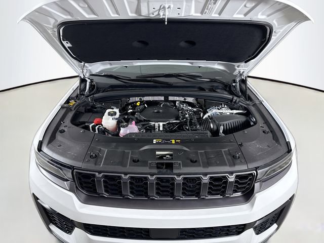 New 2026 Jeep Grand Cherokee Laredo image 29