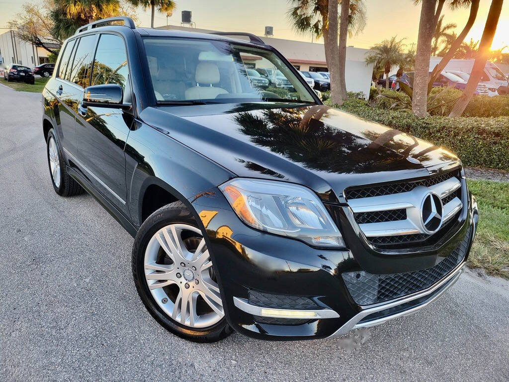 Used 2015 Mercedes-Benz GLK 250 BlueTEC 4MATIC image 2