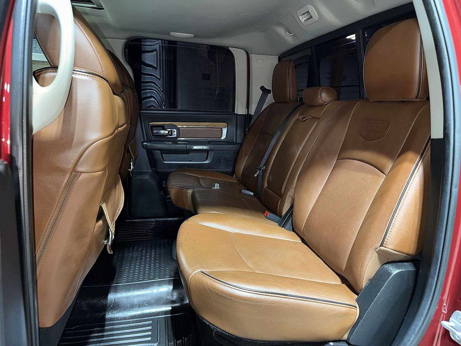 Used 2014 RAM 3500 Laramie Longhorn AWD/4WD image 17