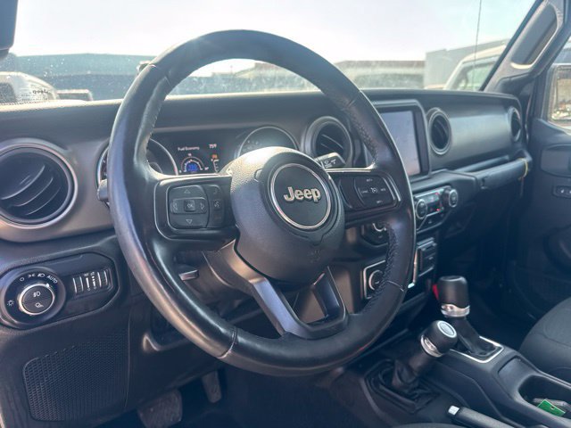 Used 2022 Jeep Gladiator Sport AWD/4WD image 11