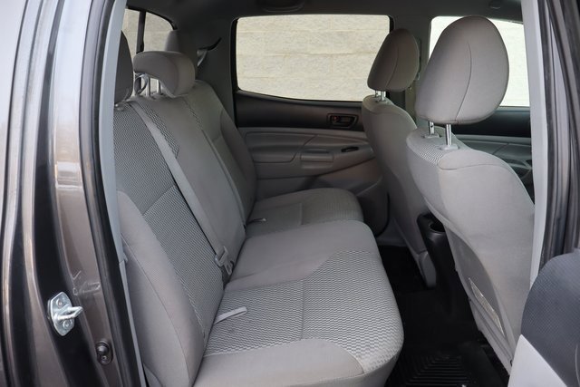 Used 2013 Toyota Tacoma 4x4 Double Cab w/ SR5 Pkg image 28