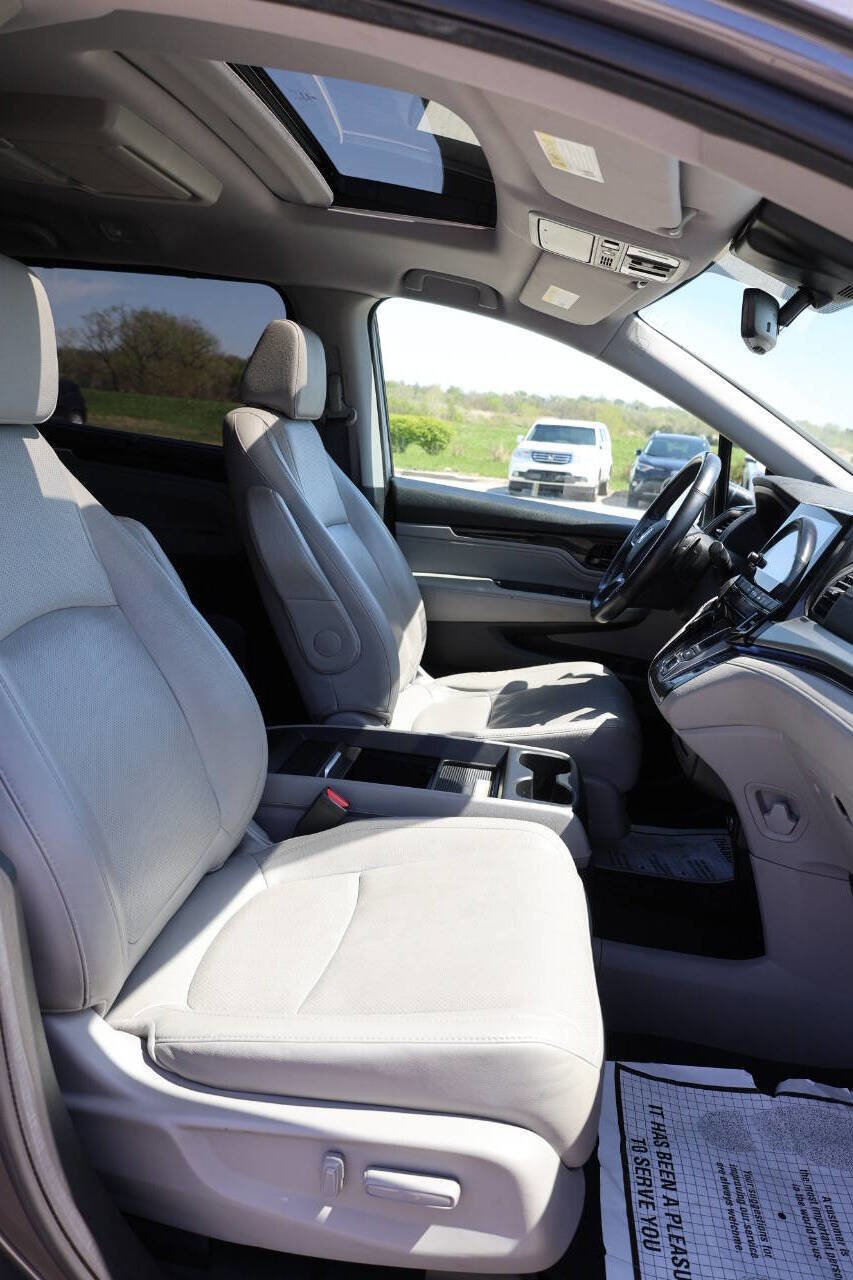 Used 2019 Honda Odyssey Elite image 15