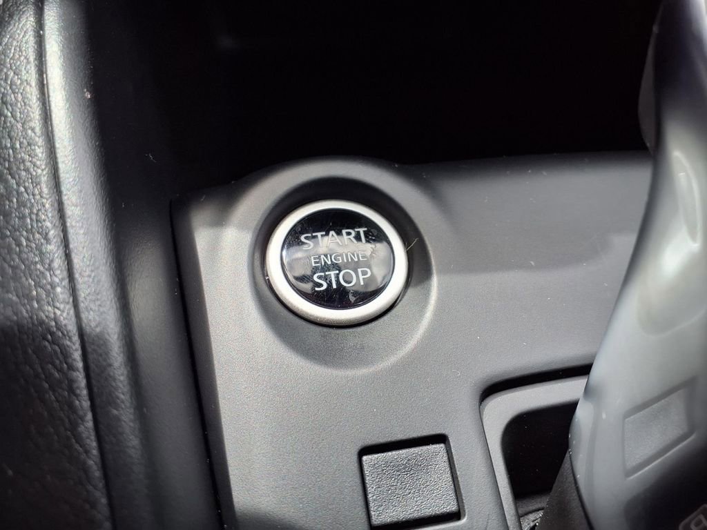 Certified 2025 Nissan Kicks Play S FWD image 11