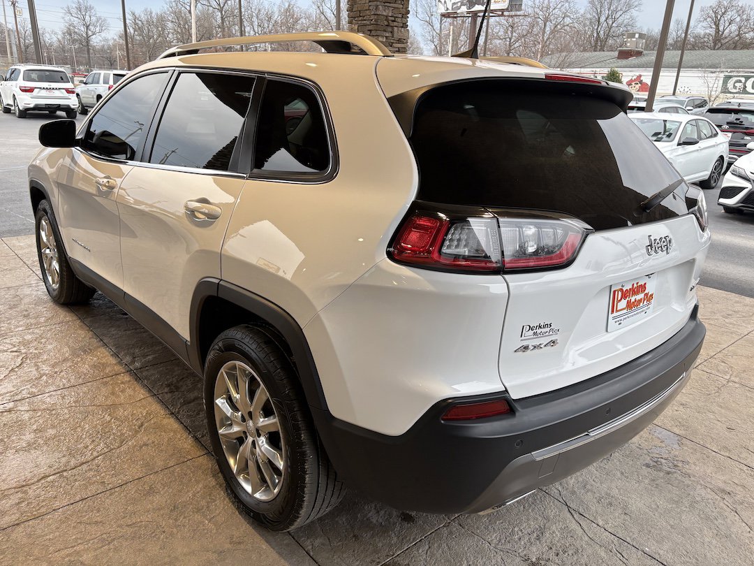 Used 2019 Jeep Cherokee Limited image 8