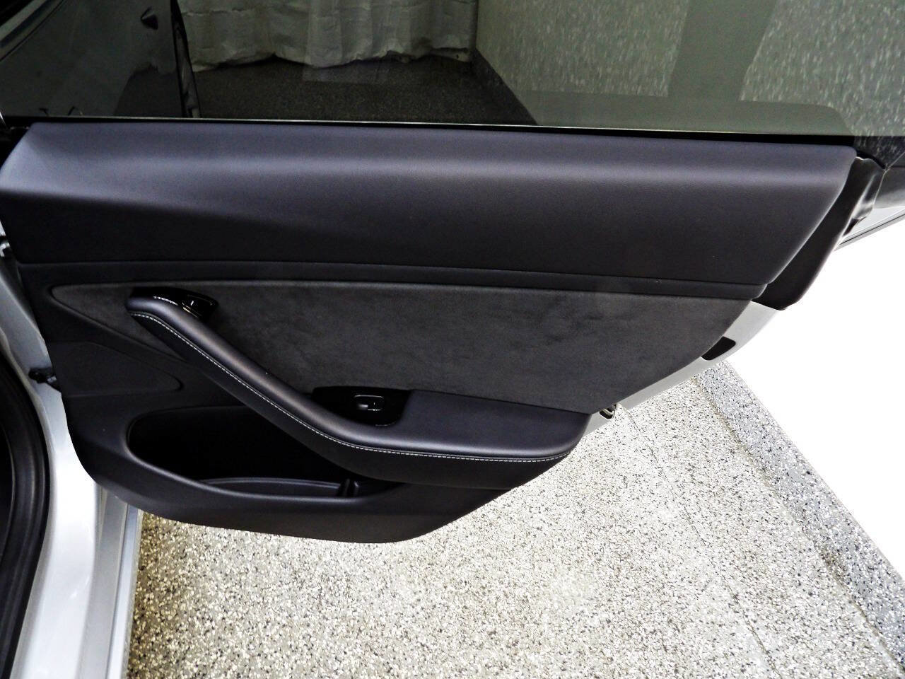 Used 2018 Tesla Model 3 Long Range image 12