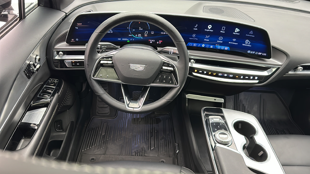 Used 2024 Cadillac Lyriq Tech AWD/4WD image 10