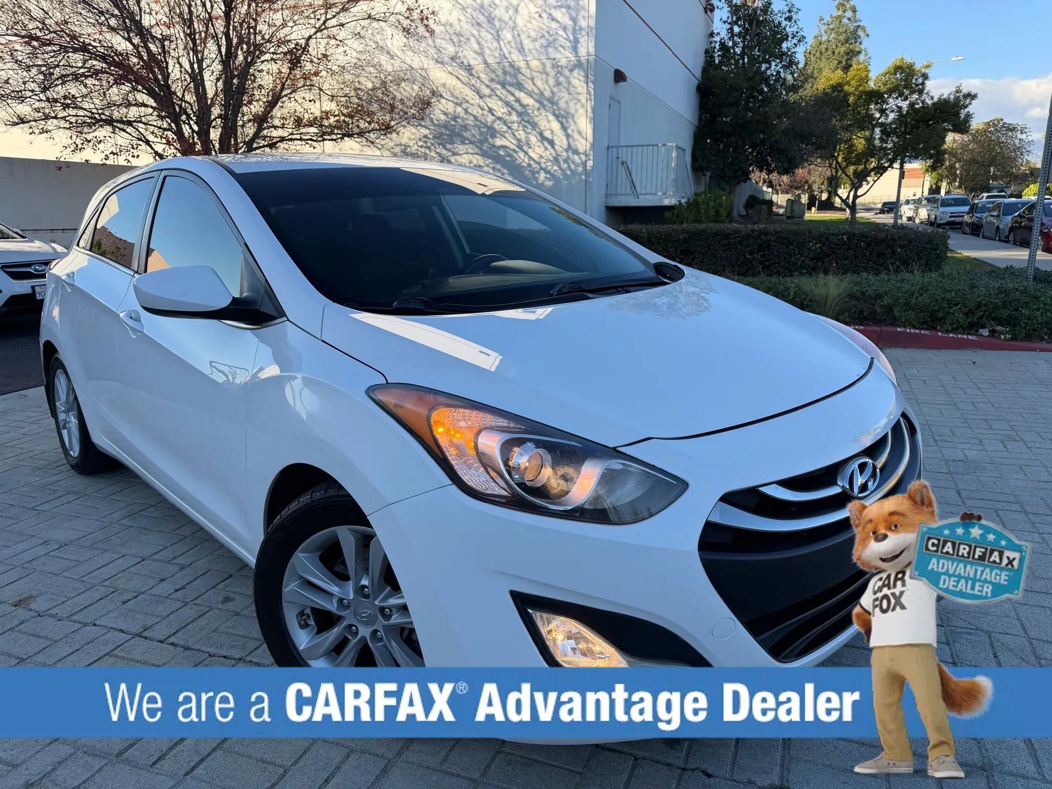 Used 2014 Hyundai Elantra GT FWD image 1