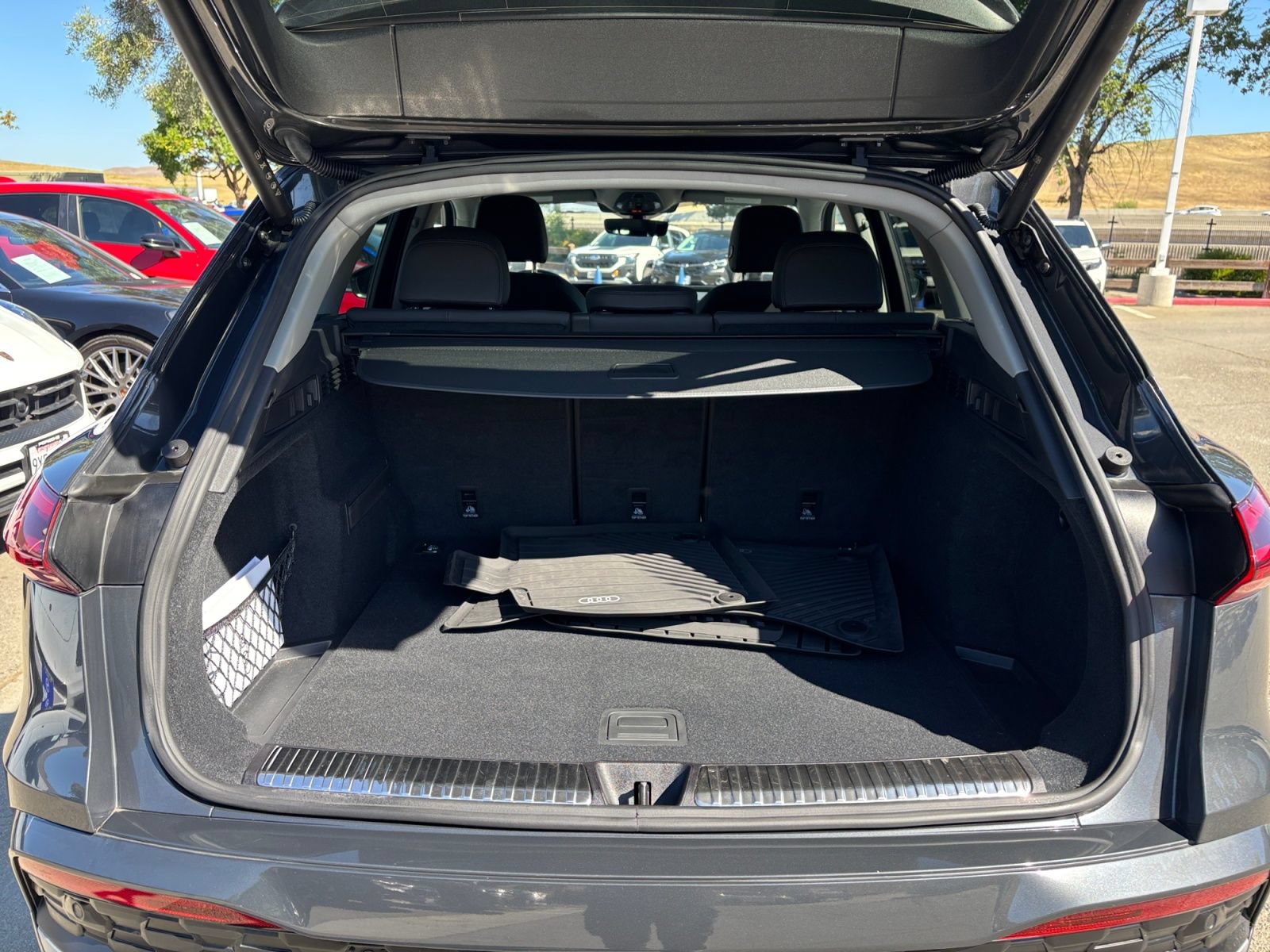 Used 2025 Audi Q5 Premium Plus w/ Premium Plus AWD/4WD image 19