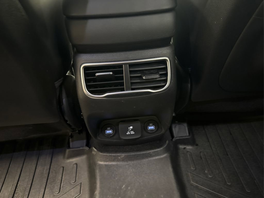 Used 2023 Hyundai Santa Fe Calligraphy image 34