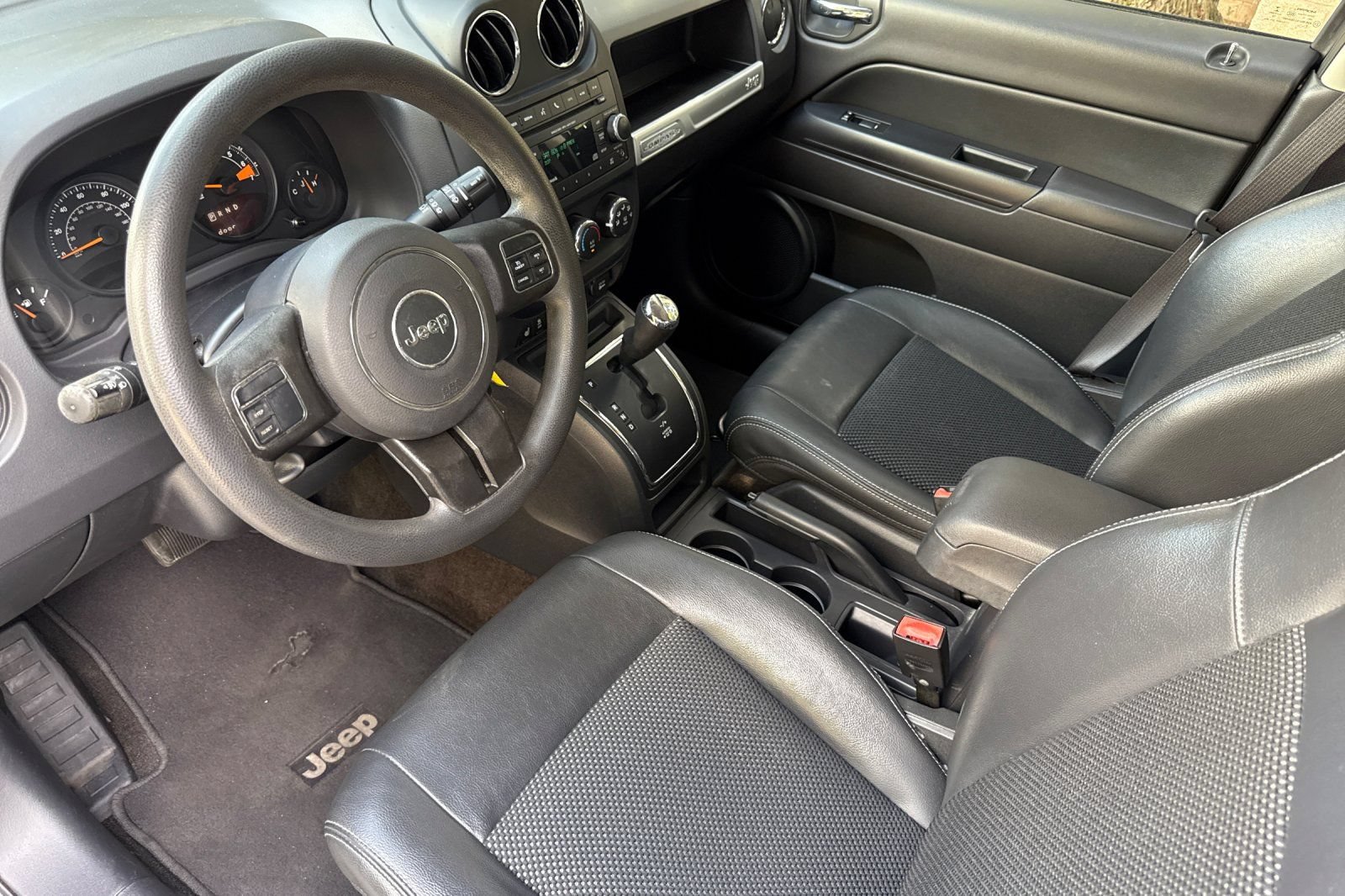 Used 2015 Jeep Compass Sport w/ Power Value Group FWD image 7