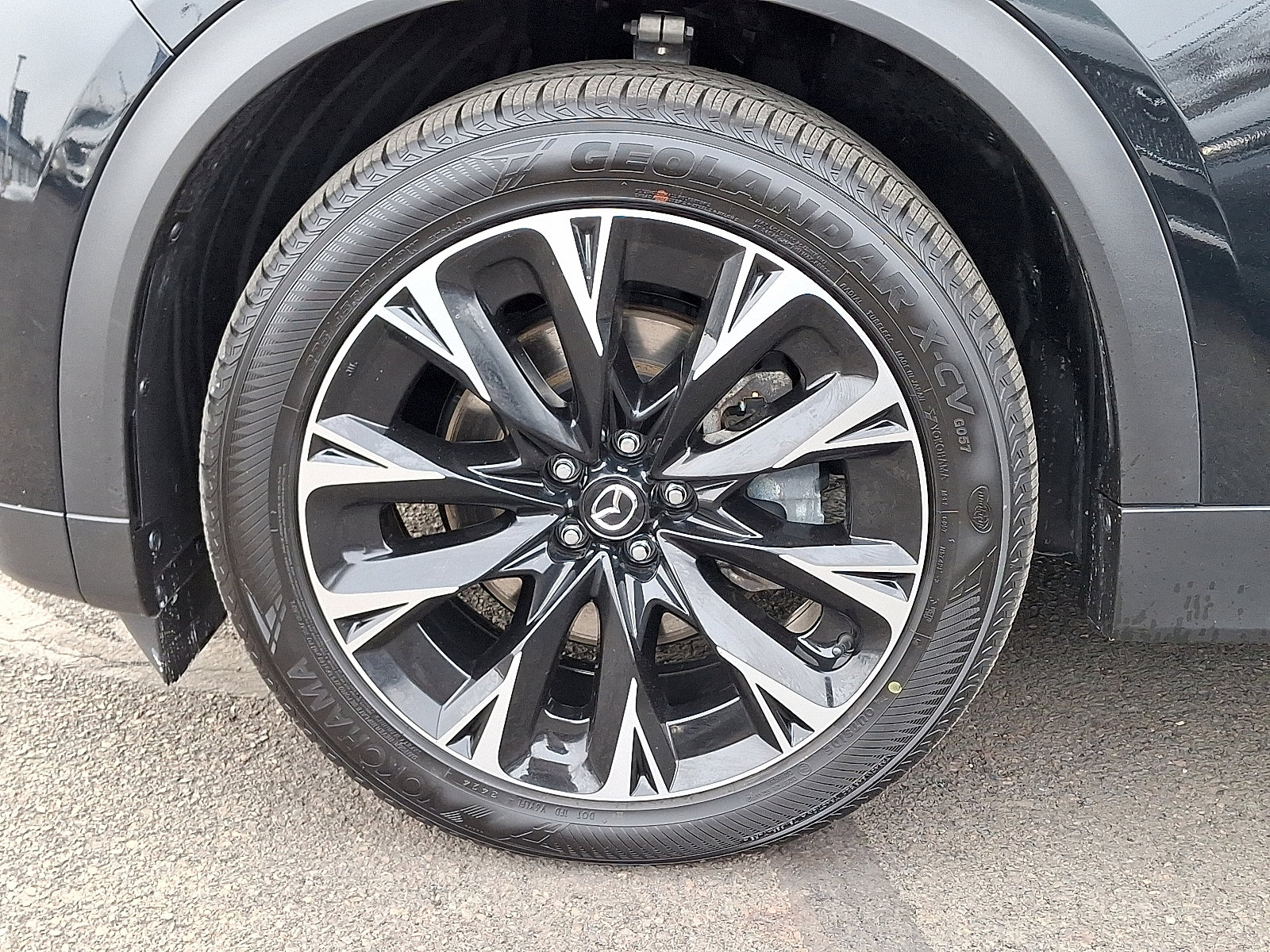 Certified 2024 MAZDA CX-90 Plug-In Hybrid w/ Premium Pkg image 10