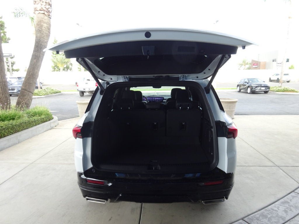 New 2026 Buick Enclave Sport Touring w/ Power Package FWD image 29