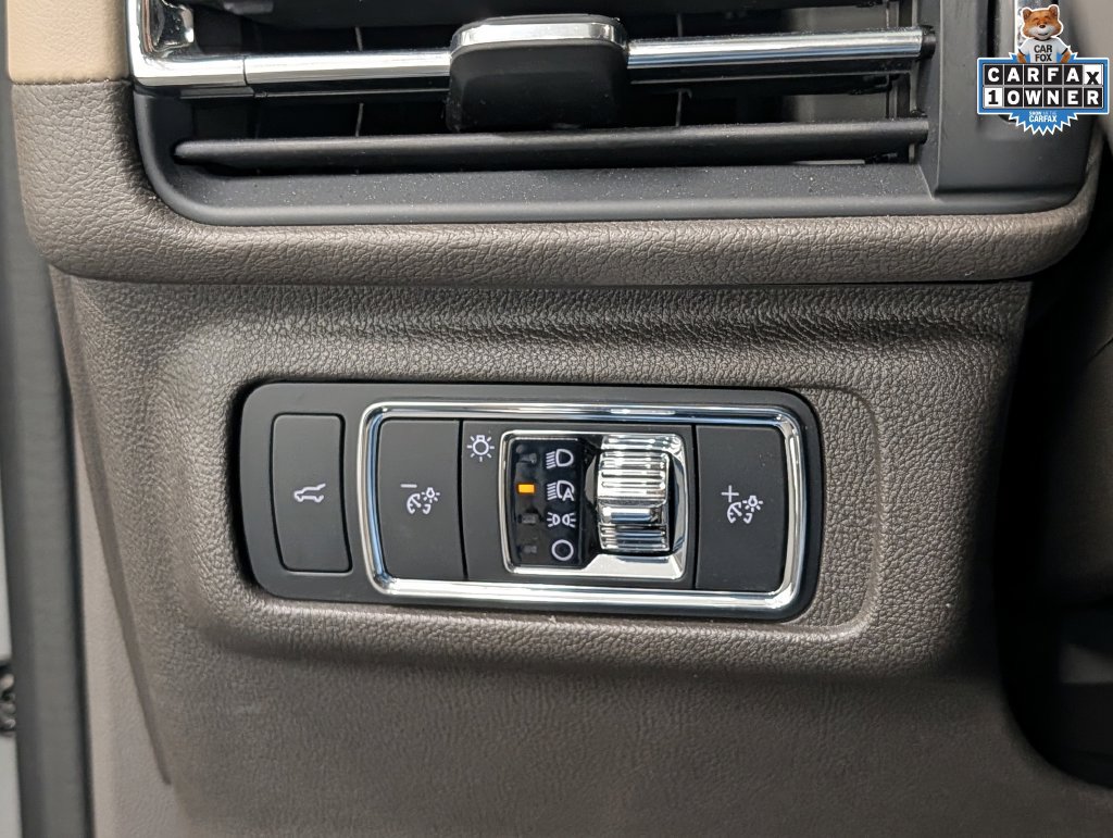 Used 2022 Lincoln Corsair AWD w/ Equipment Group 101A image 22