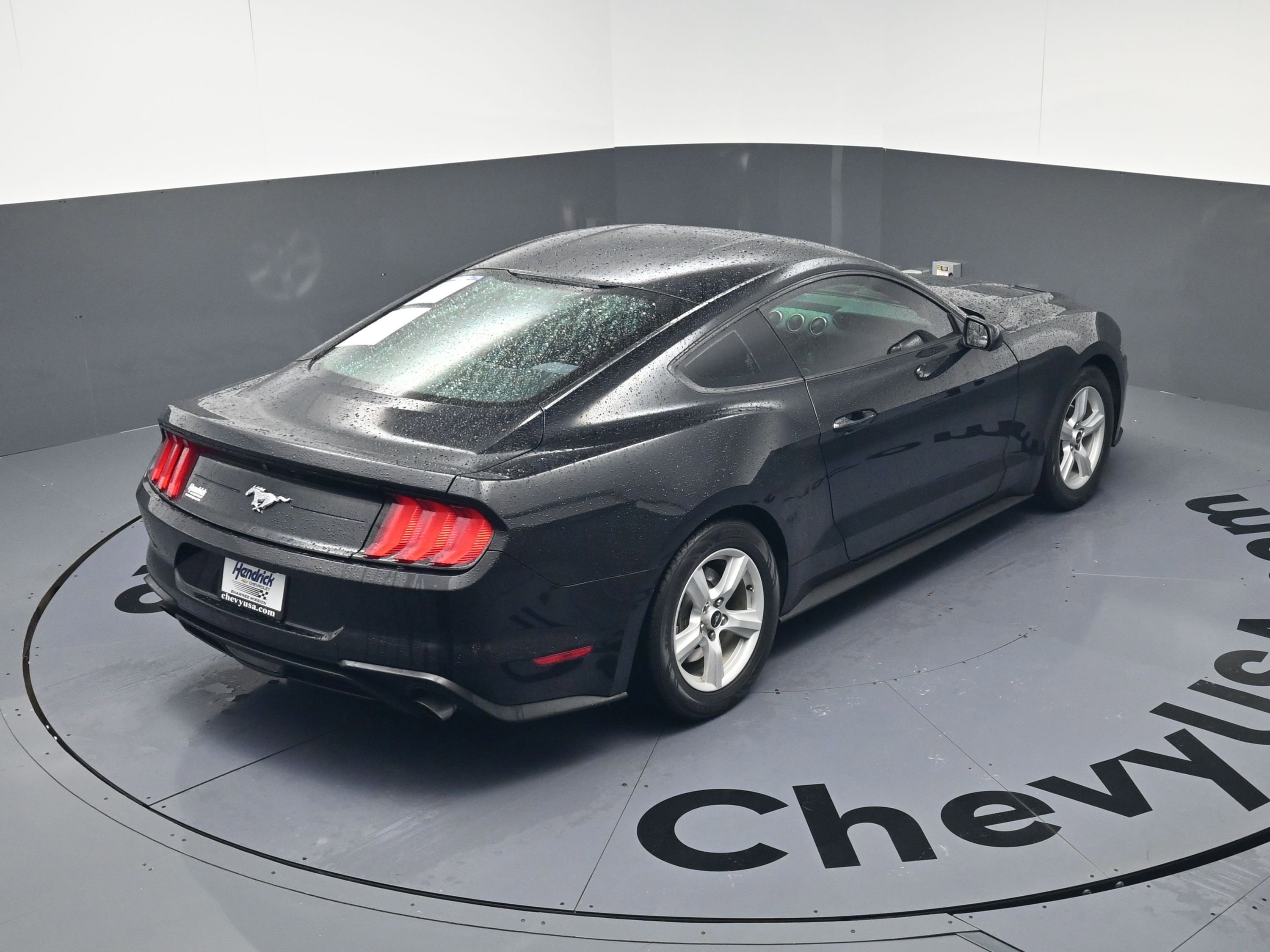 Used 2018 Ford Mustang Coupe image 31
