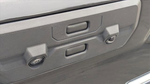 Used 2024 GMC Sierra 1500 Denali Ultimate AWD/4WD image 8