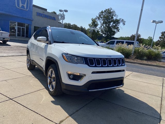 Used 2020 Jeep Compass Limited AWD/4WD image 2