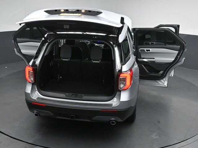 Certified 2021 Ford Explorer XLT w/ Equipment Group 202A AWD/4WD image 52