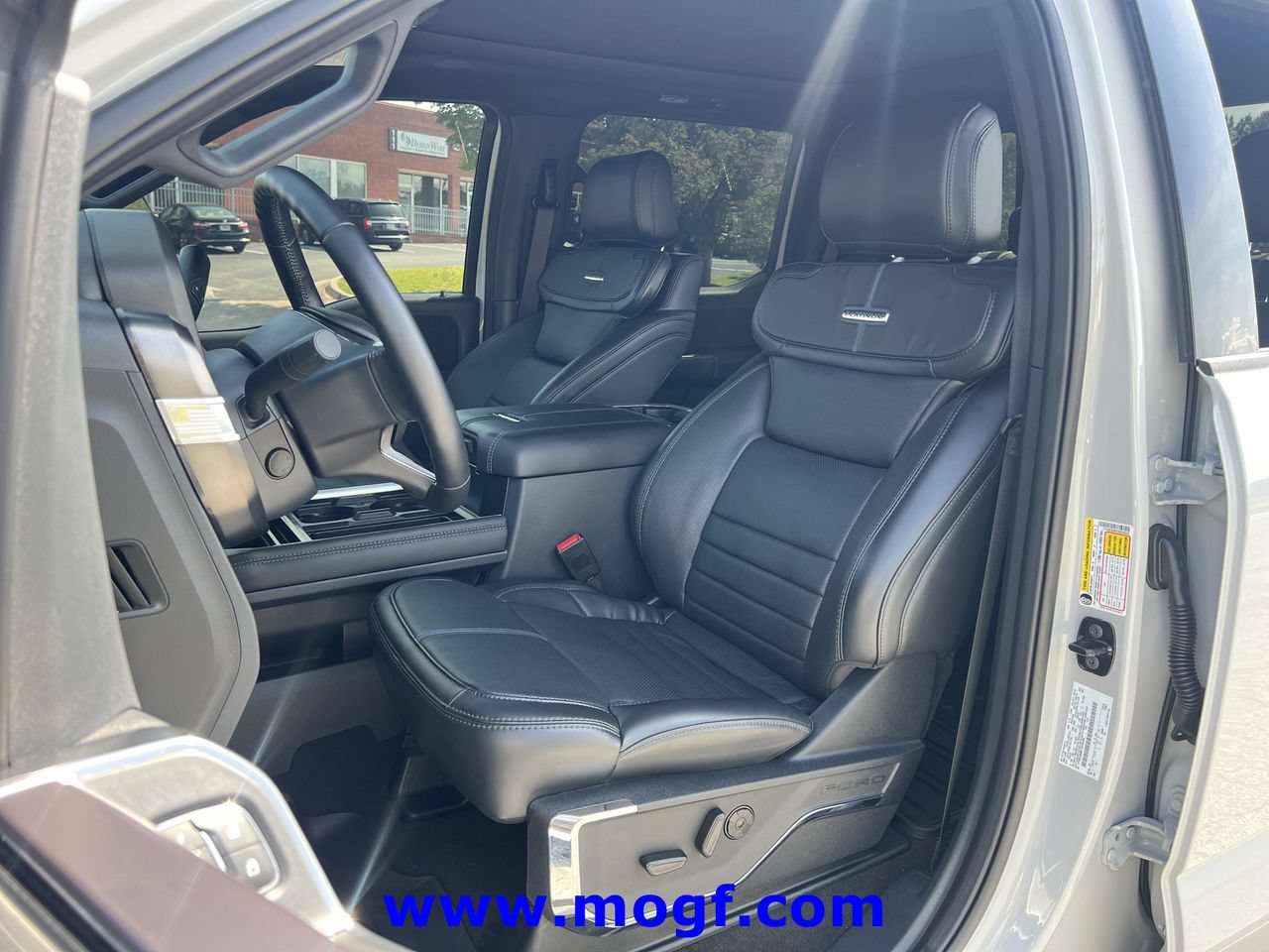 Used 2026 Ford F250 Platinum AWD/4WD image 23