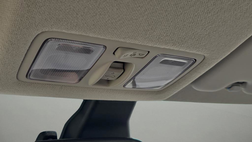 New 2026 Hyundai Venue SEL FWD image 26