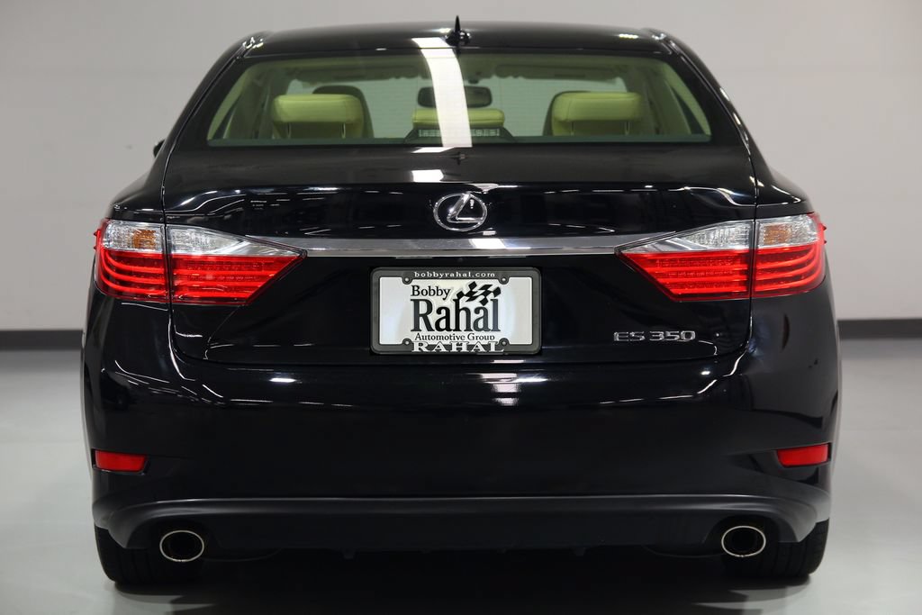 Used 2014 Lexus ES 350 w/ Premium Package FWD image 2