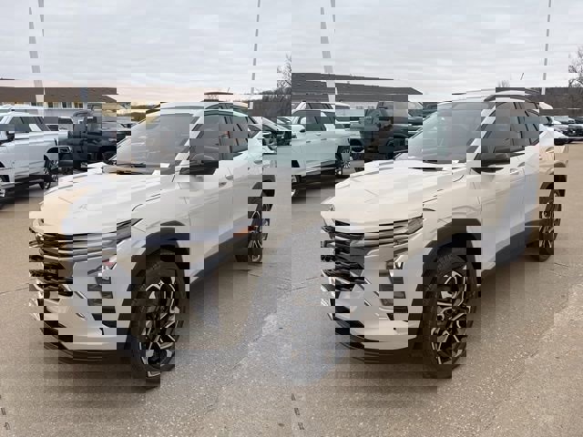 New 2026 Chevrolet Trax RS w/ Sunroof Package image 7