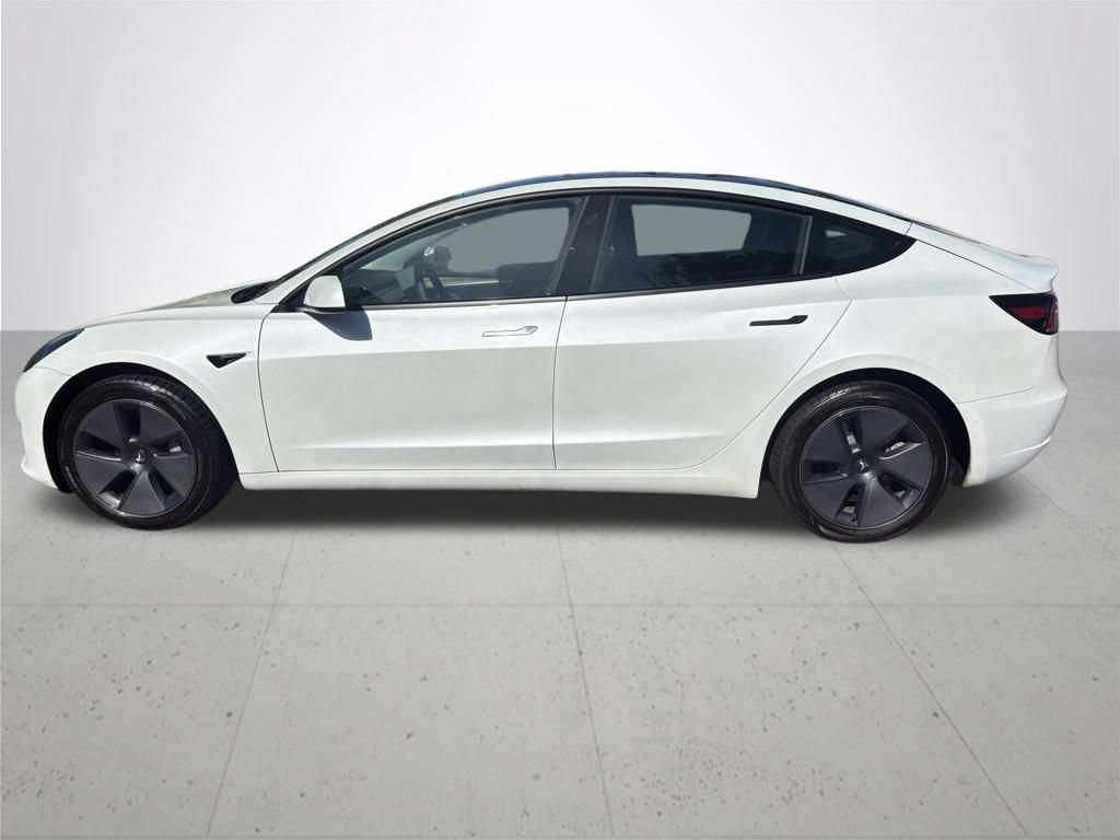 Used 2022 Tesla Model 3 Long Range AWD/4WD image 9