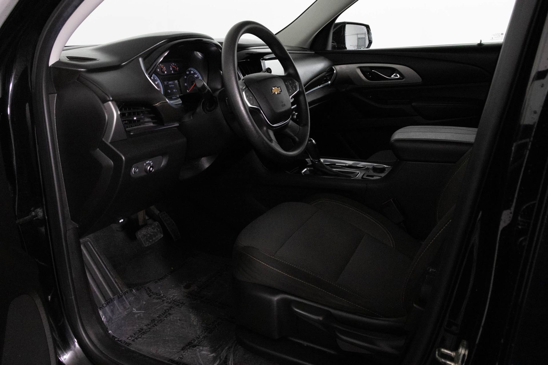 Used 2019 Chevrolet Traverse LS image 17