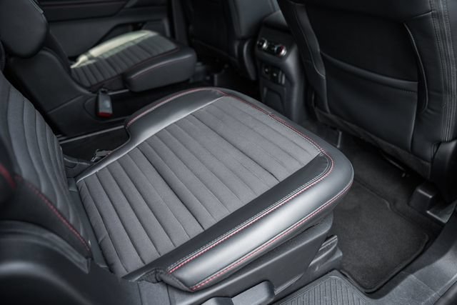 Used 2026 Ford Explorer ST-Line AWD/4WD image 41
