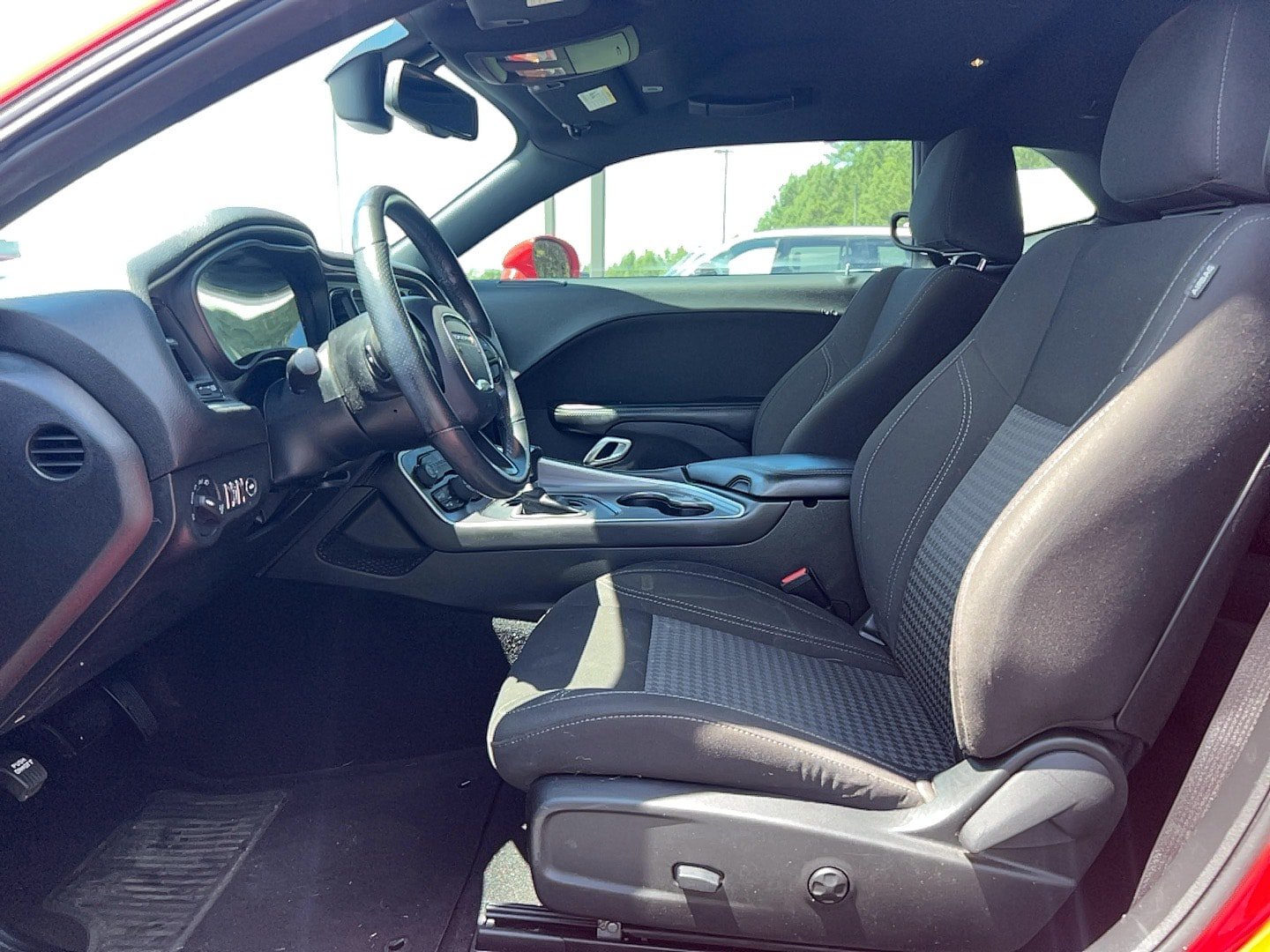 Used 2019 Dodge Challenger SXT w/ Blacktop Package RWD image 10