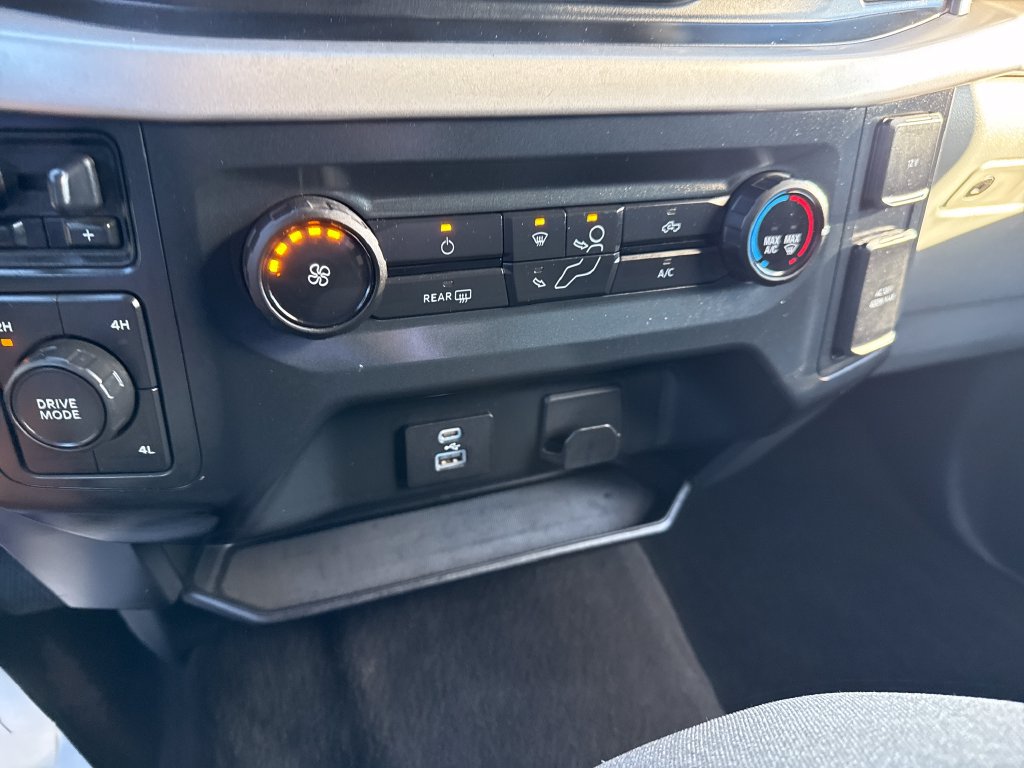 Used 2022 Ford F150 XLT w/ Trailer Tow Package AWD/4WD image 17