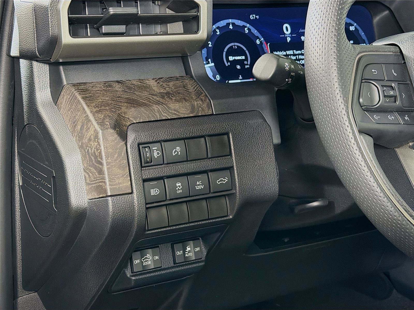 Used 2024 Toyota Tacoma Limited w/ Limited Package (LT) image 10