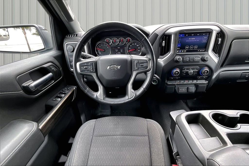Used 2020 Chevrolet Silverado 1500 RST w/ All-Star Edition image 2