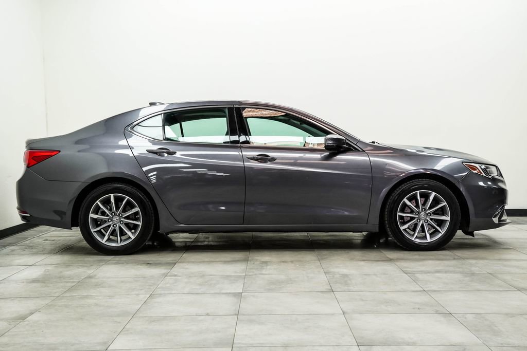 Used 2018 Acura TLX FWD image 10